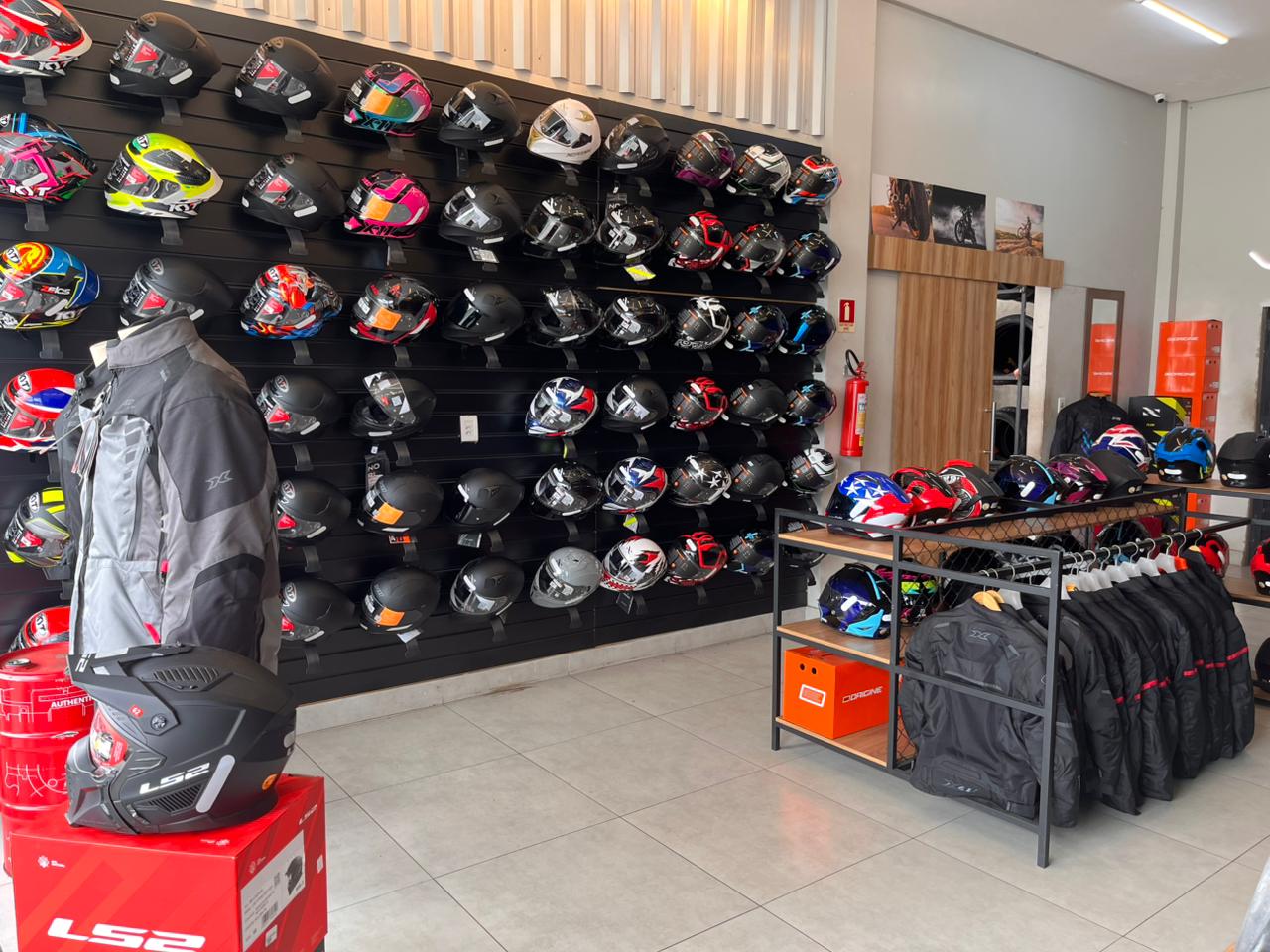 Interior da Loja - Capacetes